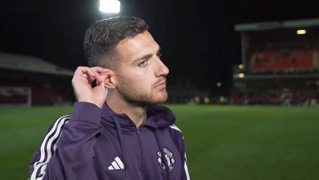 魔咒再起！曼联铁闸受伤一周连伤三人，俱乐部更换队医欲根治伤病问题